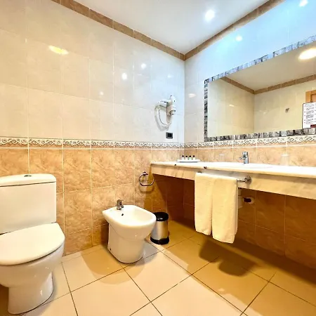 公寓 Family By The Sea, Wifi, Heated Pool In South Tenerife 圣米格尔德阿沃纳