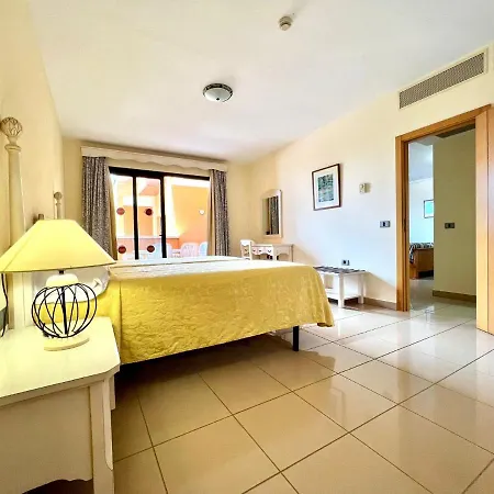 Family By The Sea, Wifi, Heated Pool In South Tenerife 公寓