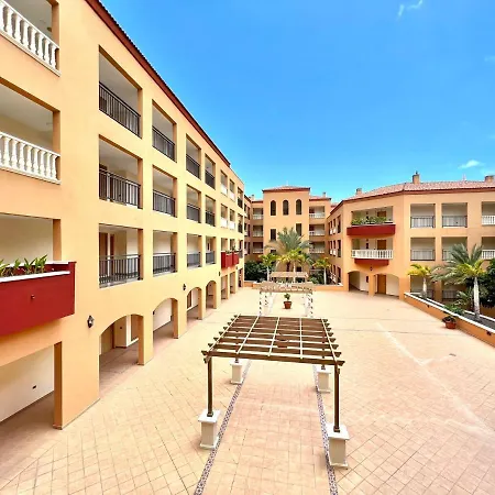 Family By The Sea, Wifi, Heated Pool In South Tenerife Apartman San Miguel de Abona